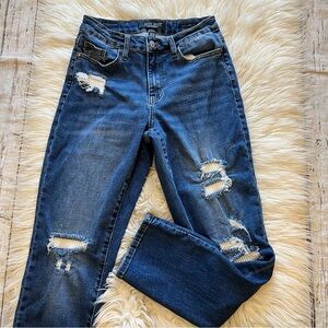 Judy Blue JB88306 Aggie Thermal Patch Mid Rise Boyfriend Fit Jeans Size 3/26